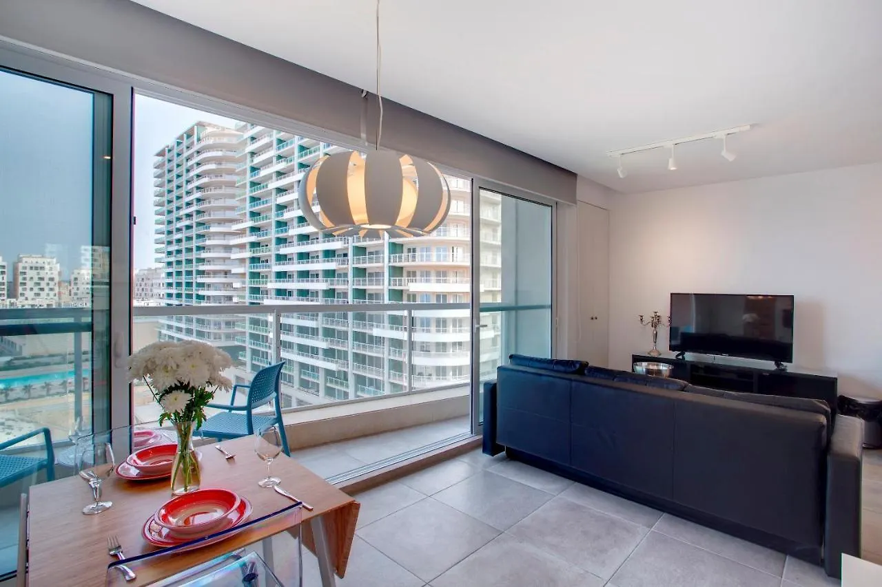 Modern Seaview Apartment In A Prime Location Sliema 0*,  Malta