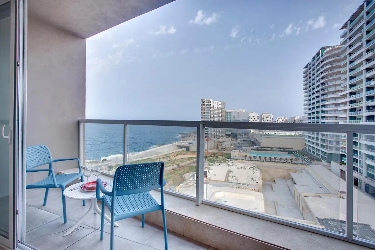 Modern Seaview Apartment In A Prime Location location